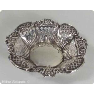 English STG silver pierced Bon Bon Dish Birm 1901 Image