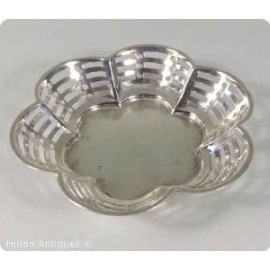 English STG silver pierced Pin Dish Birm 9.5cm Image