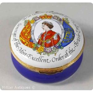 English Enamel HM QE2 God and the Empire box 6.2cm Image